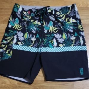 🆕️ Vans surfing shorts